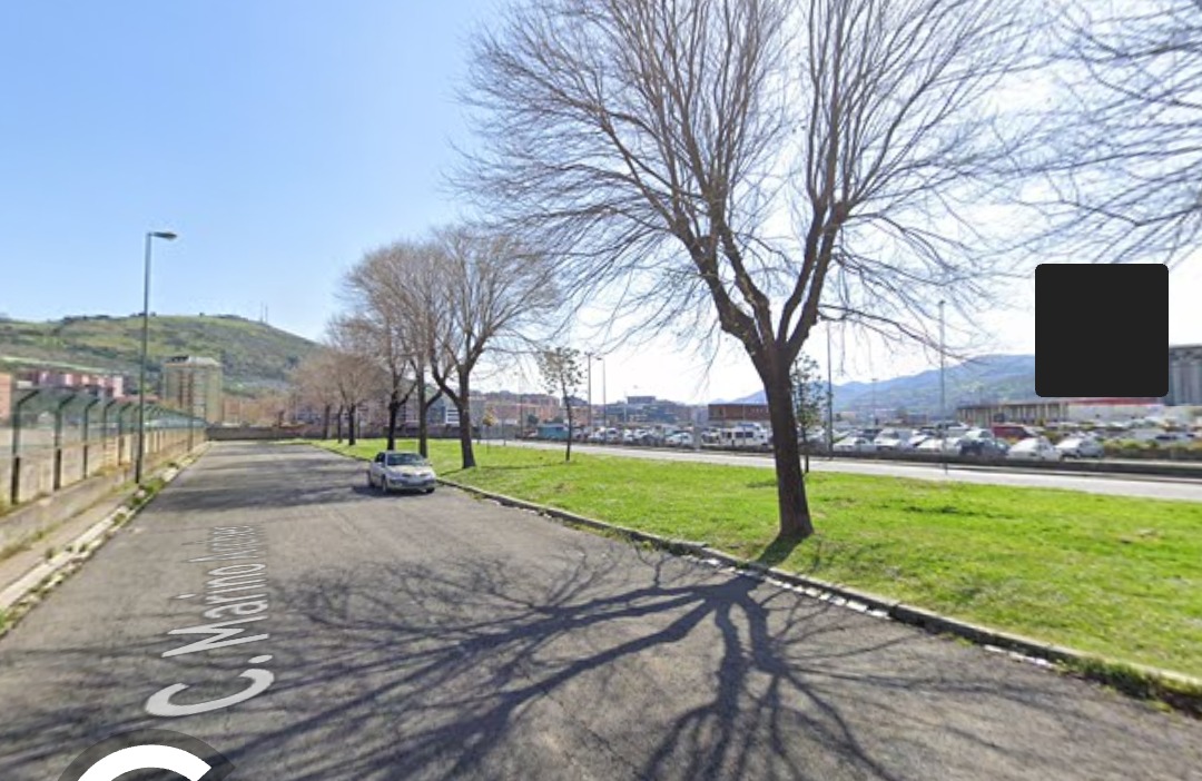 Junto al depósito municipal - Bilbao